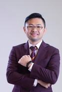 洪容荃